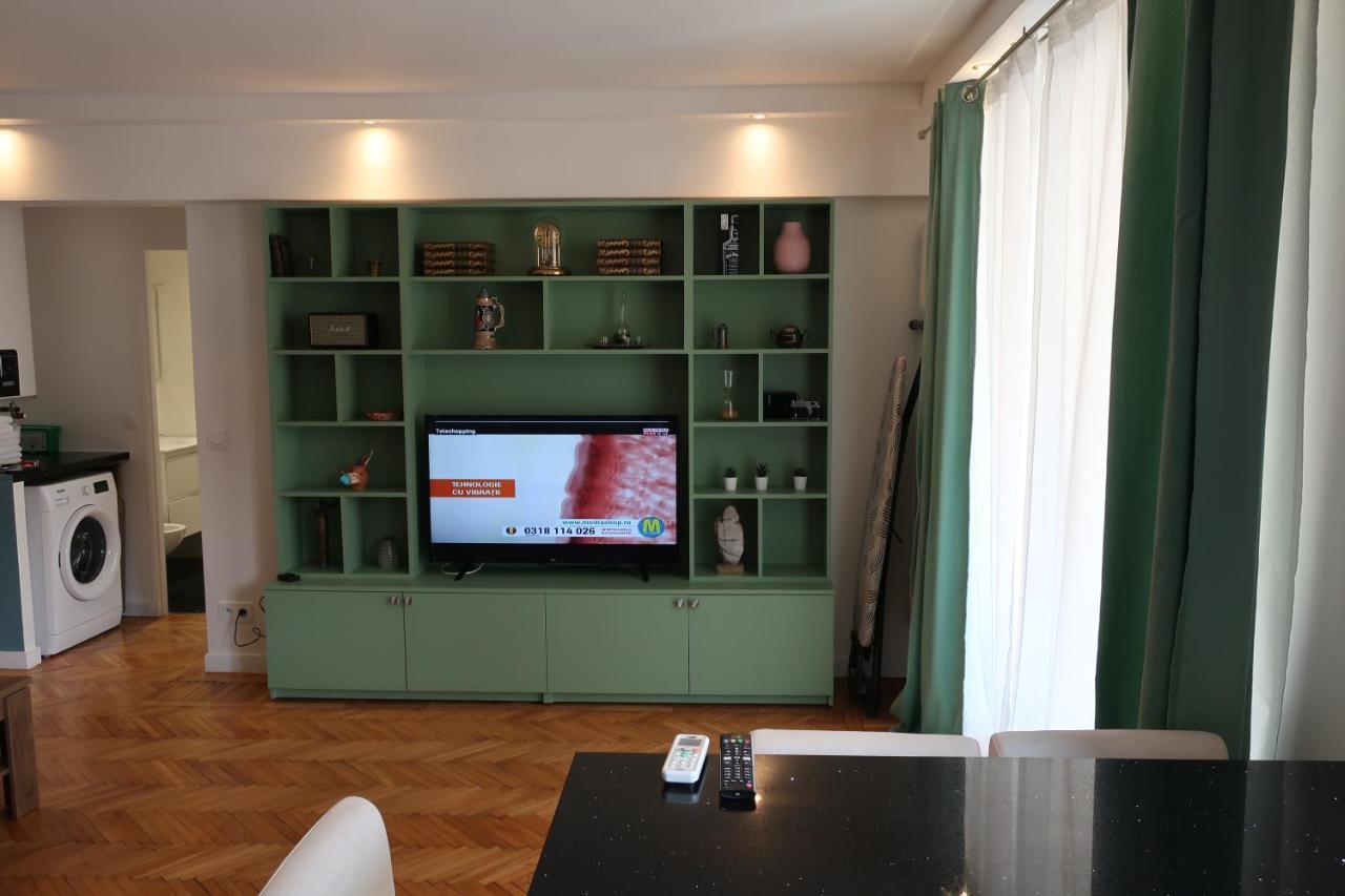 Central 2 Daire Craiova Dış mekan fotoğraf