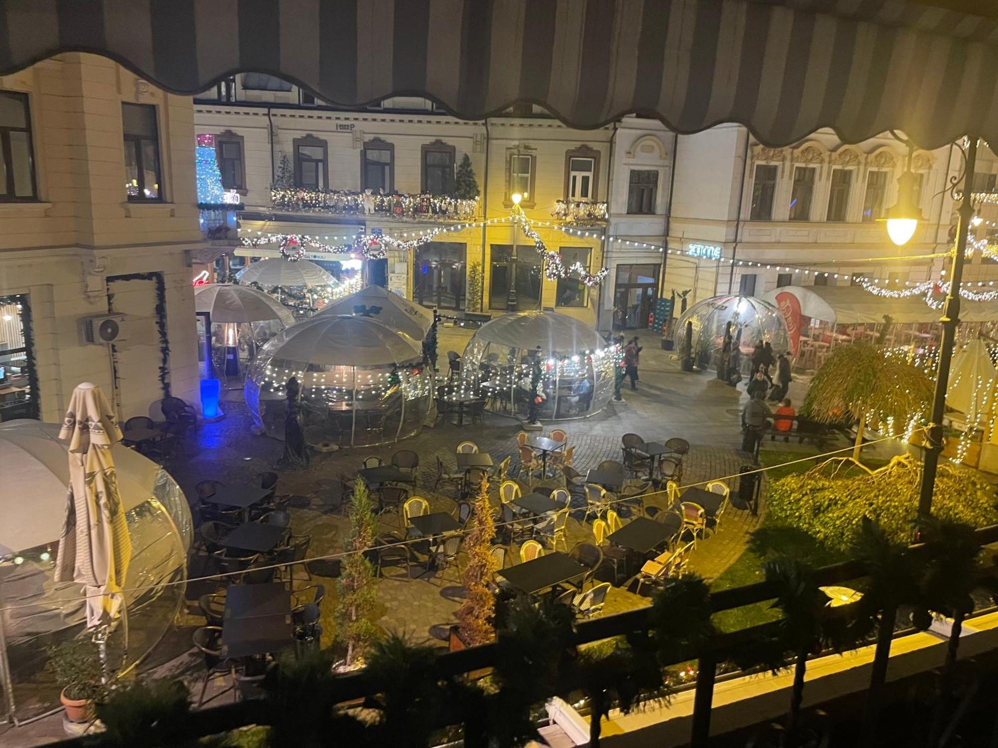 Central 2 Daire Craiova Dış mekan fotoğraf